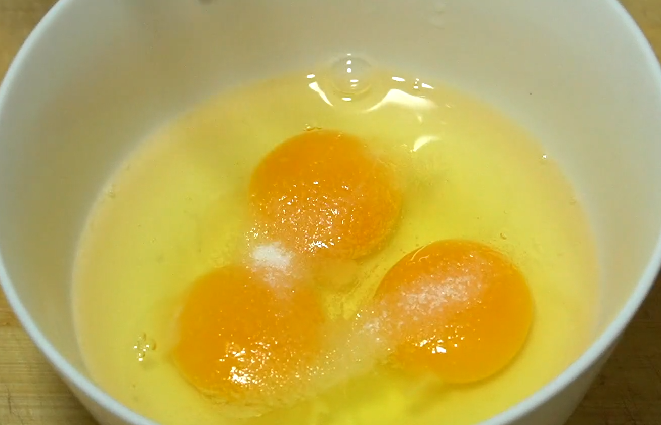 Many people make the first step wrong with steamed eggs. Remember these tips. No honeycomb is tenderer than tofu.