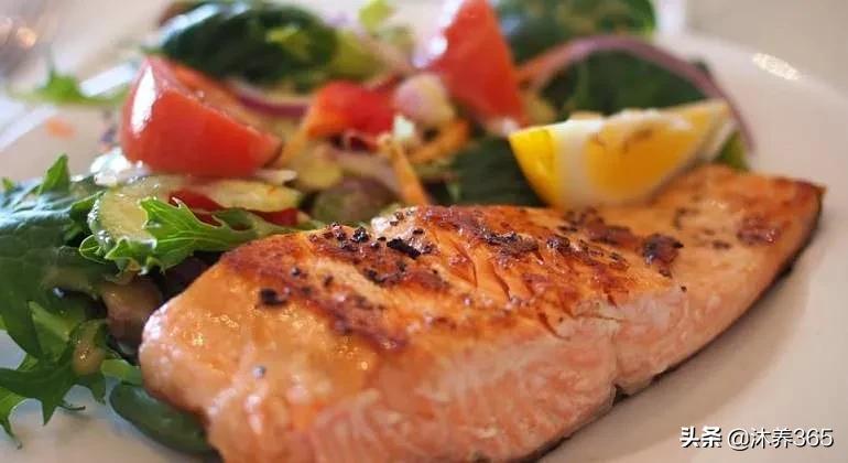 各大醫學研究匯總：告訴你，想要老了腦袋也靈光，常吃這6種食物