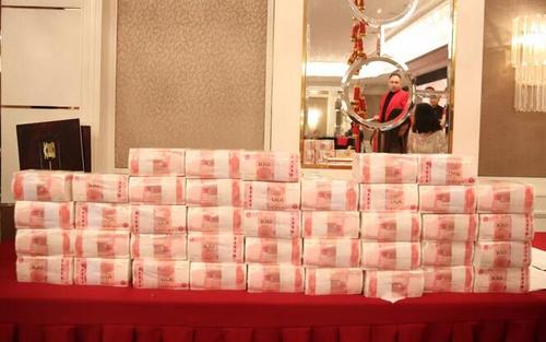 有格局的老板懂得分钱而不是挣钱，为什么这么说呢？