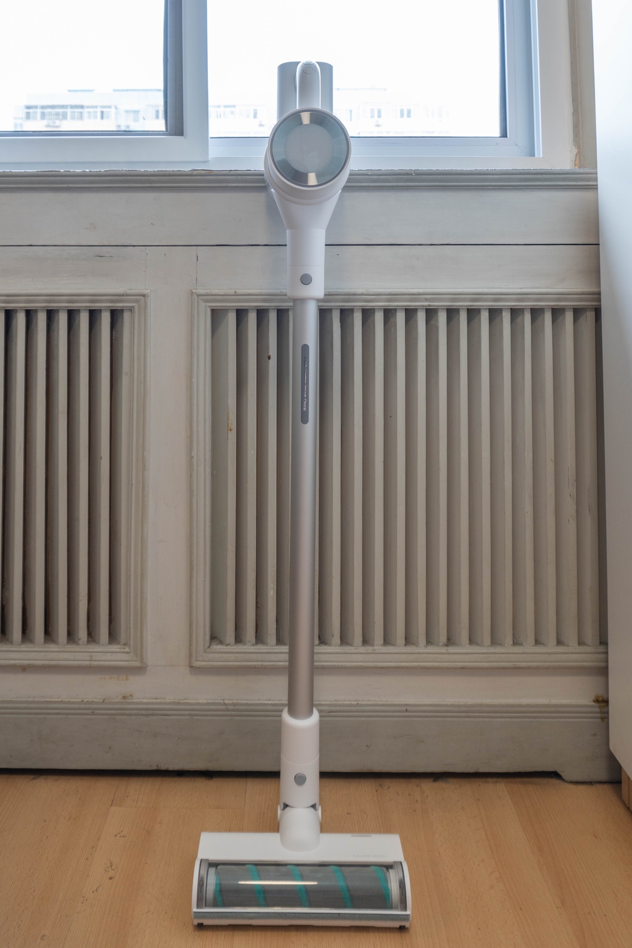 清扫房间一次搞定，华为荣耀吸尘器CLEA吸拖一体还抗菌