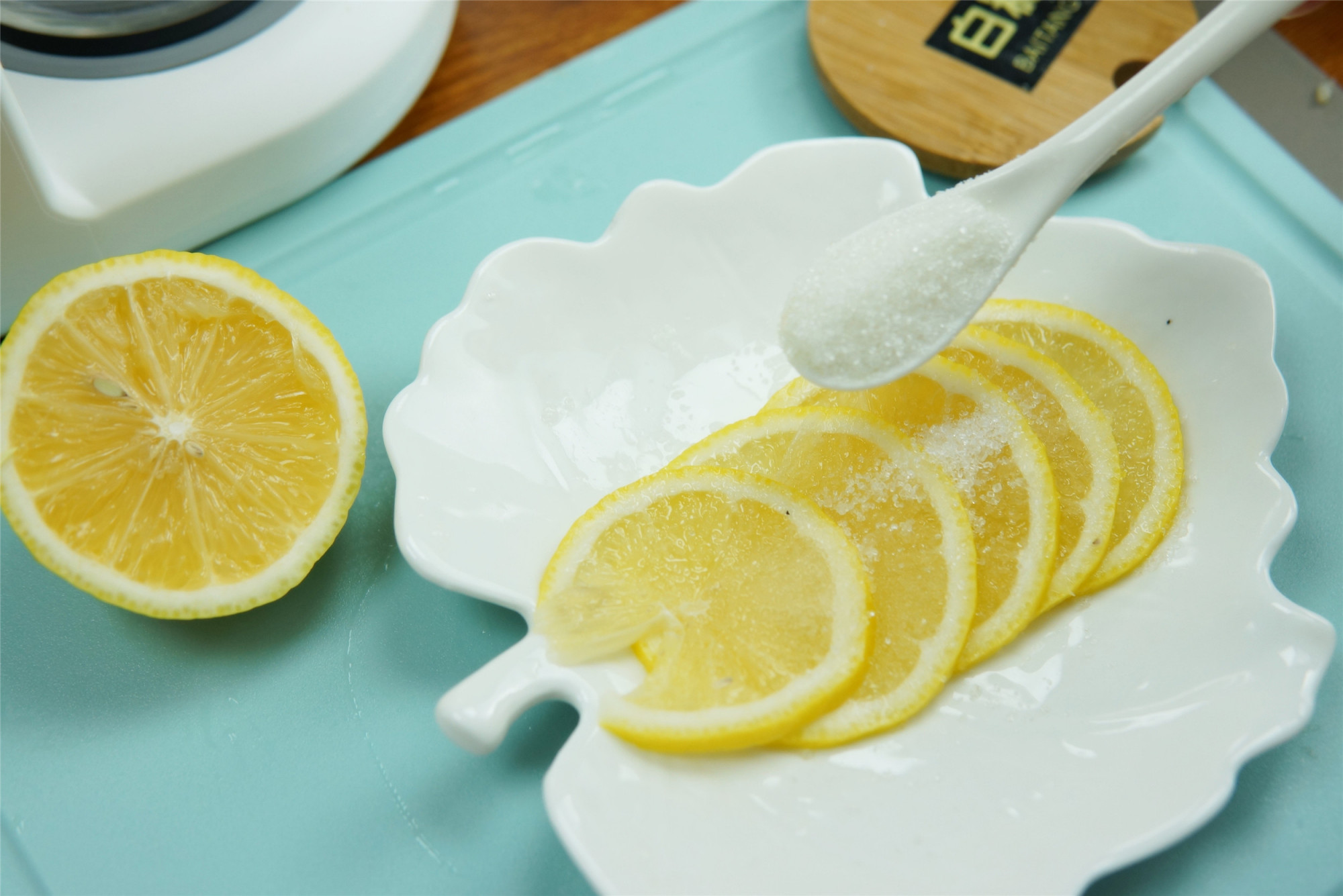 自制冰红茶和冰糖雪梨，几块钱成本，煮一锅放