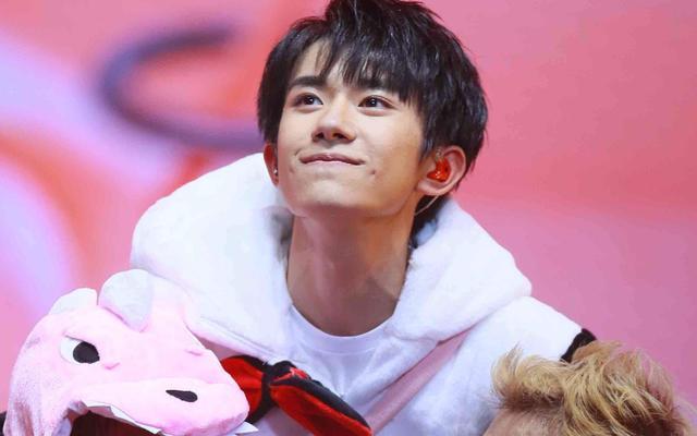 明星势力周榜出炉，杨紫第5，肖战第3，榜首众望