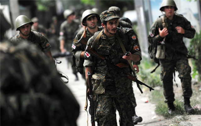 2008年俄格战争，格鲁吉亚为什么连几小时都抵挡