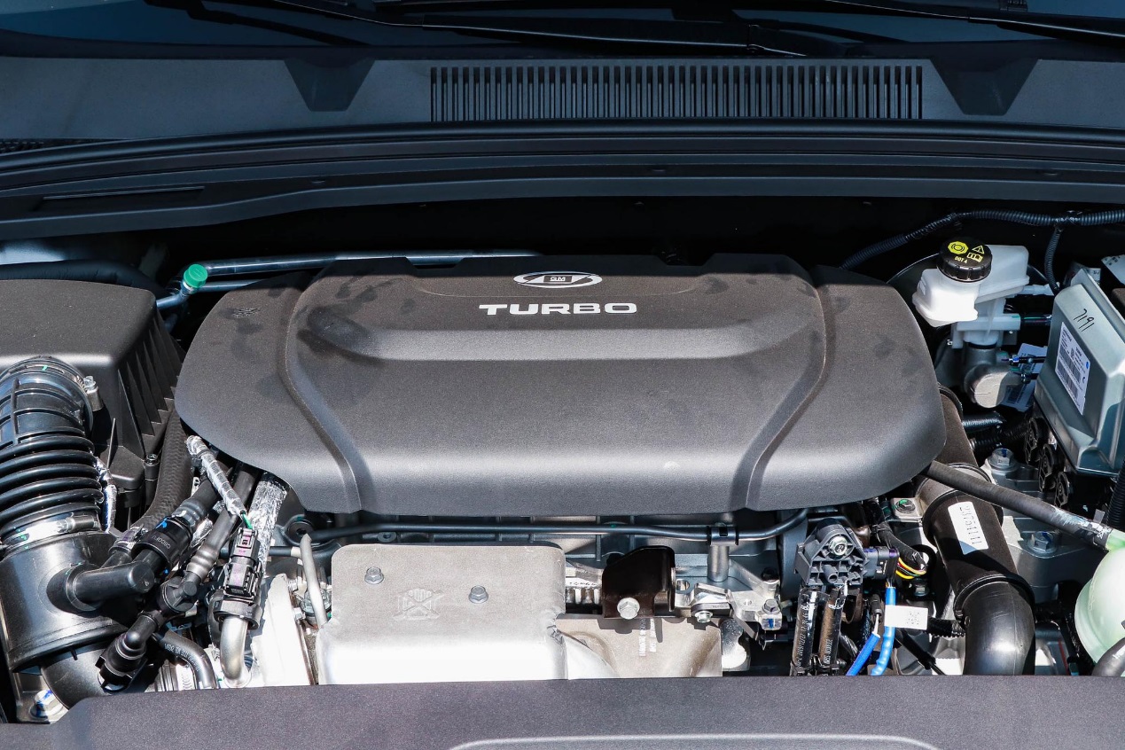 试驾五菱凯捷:颠覆传统的大四座mpv,切中了国人的用车需求_太平洋号