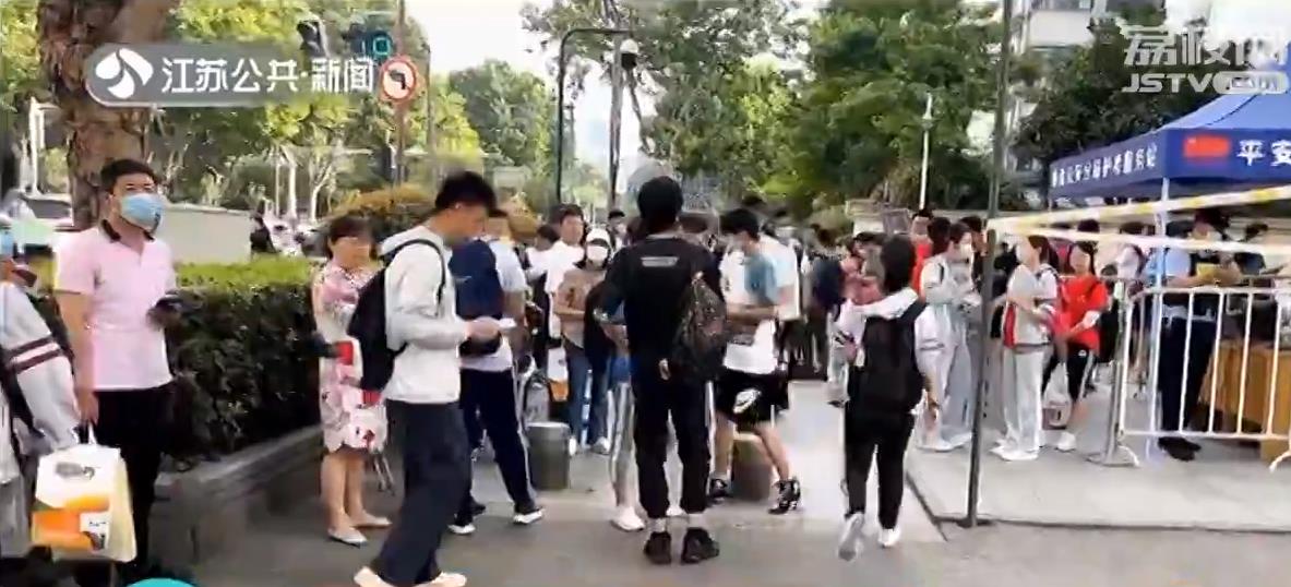 放松&ne;狂欢！高考结束警惕放飞自我、暴饮暴食、拼命补觉