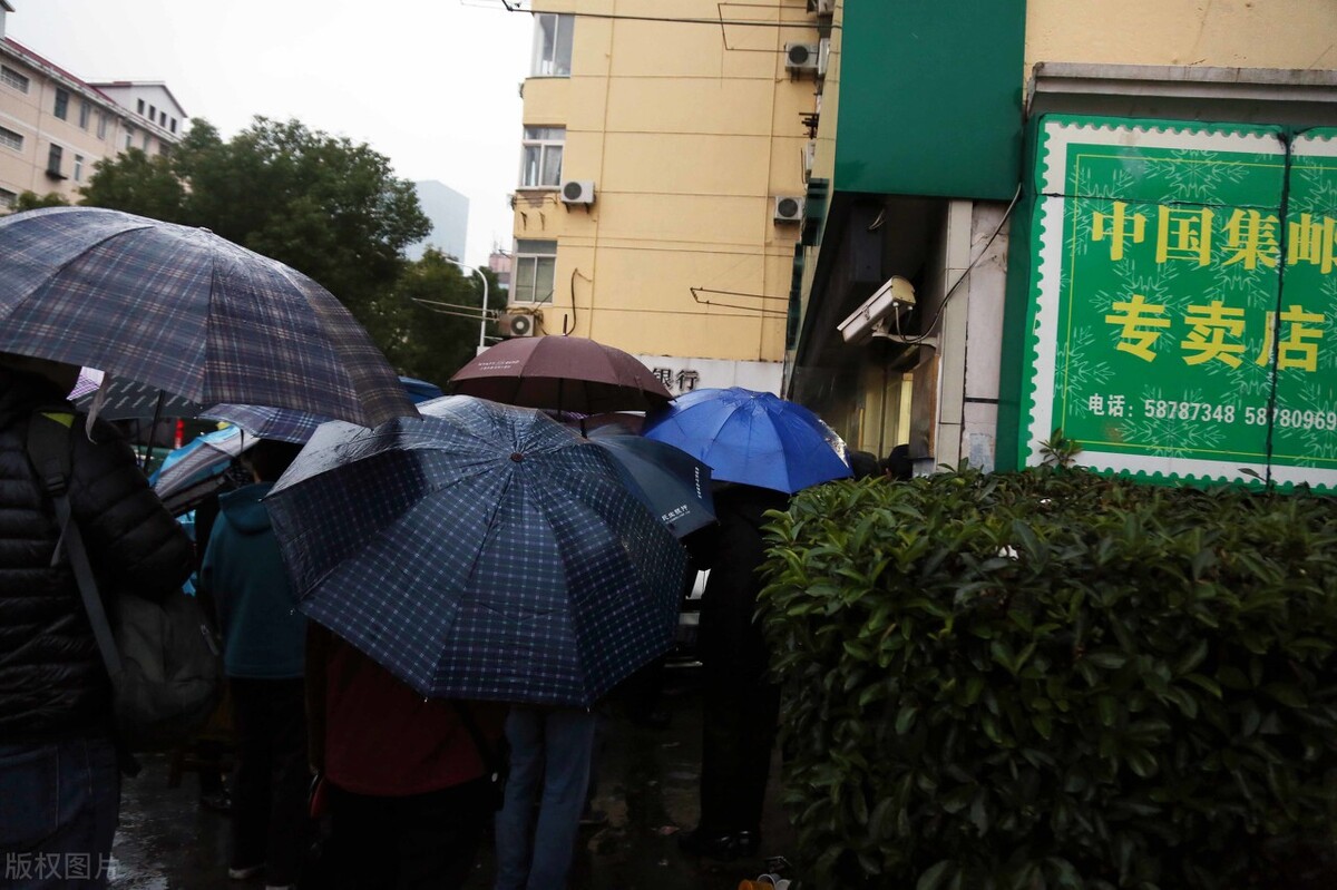 邮票钱币实体店会没落甚至会彻底消失吗？