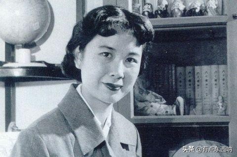 23岁未婚先孕，26岁二婚，“七仙女”严凤英3段坎