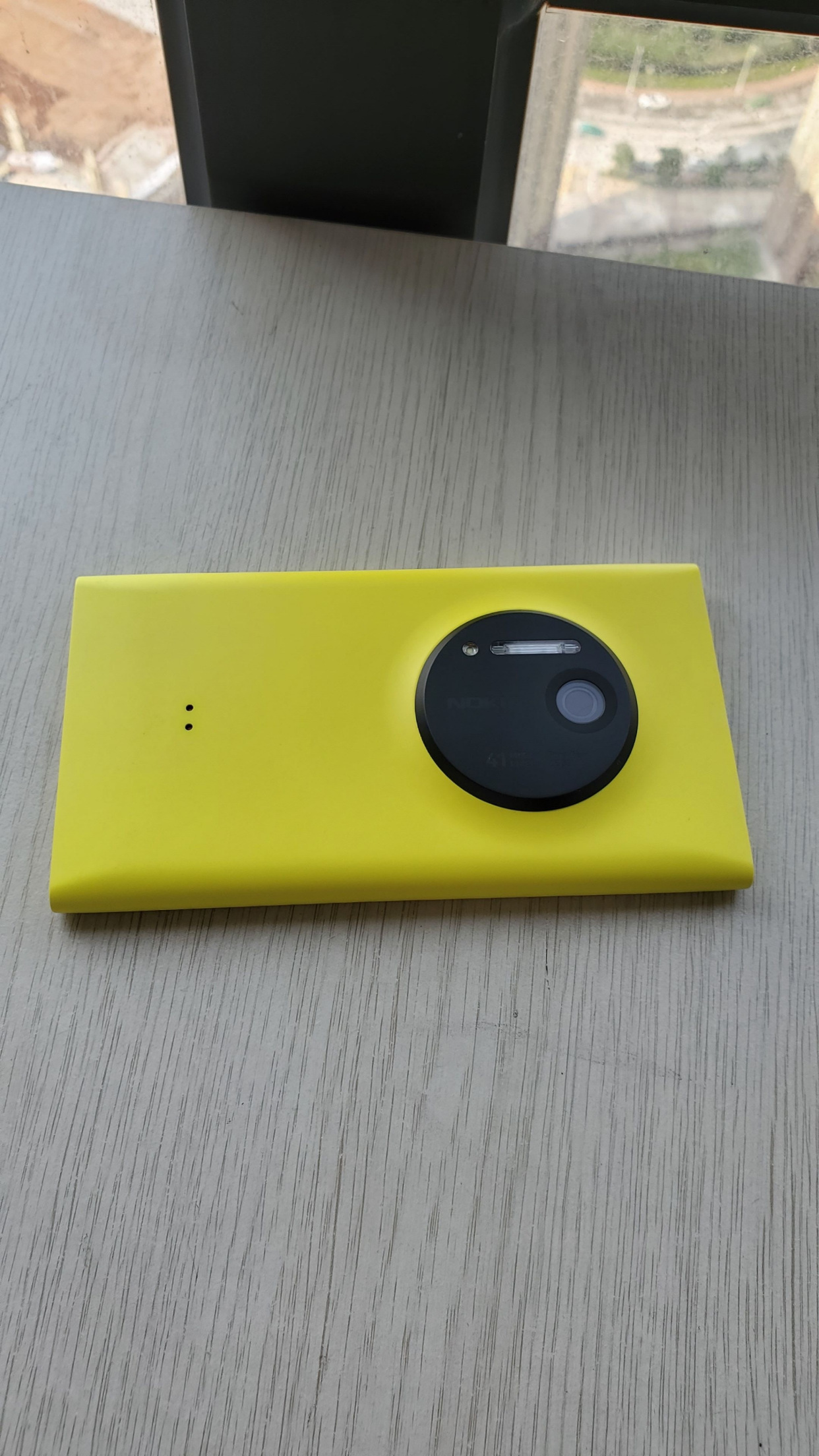 你是否還記得這顆4100萬清晰度的奧利奧嗎？Nokia1020入門感受