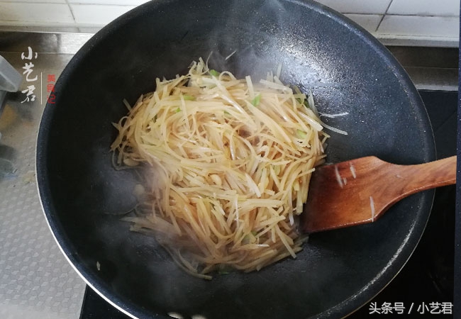 图片[11]-【小炒菠菜土豆丝】做法步骤图 春天多吃  全家健康有保证-起舞食谱网