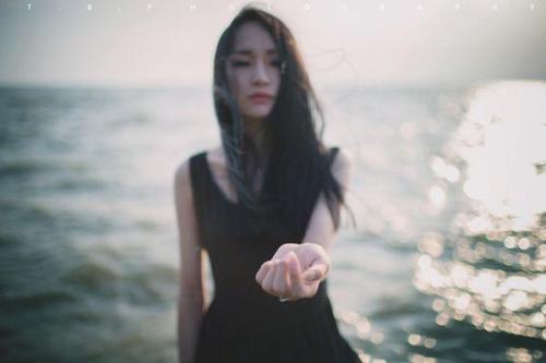 致自己的霸气句子，再痛也要洒脱