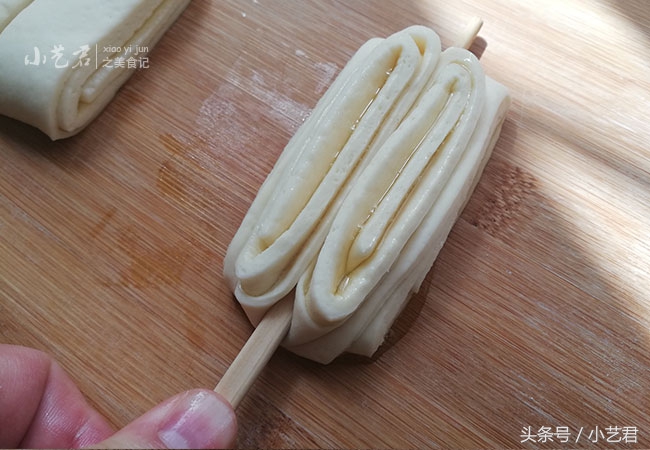 图片[12]-一根筷子做出好看的花卷 松软好吃 一看就会 学会再不用买了-起舞食谱网