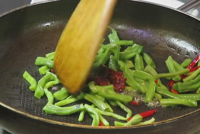 圖片[9]-辣炒貢菜做法步驟圖 營養(yǎng)美味又下飯-起舞食譜網(wǎng)