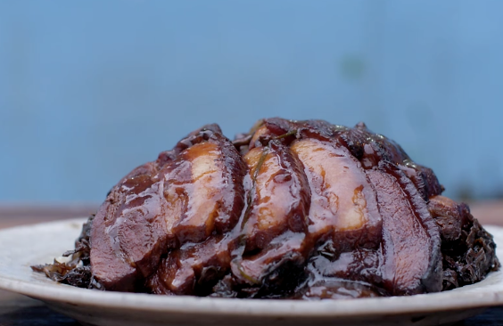 图片[11]-梅菜扣肉在家就可以做30年老厨师做的扣肉一点都不油腻-起舞食谱网