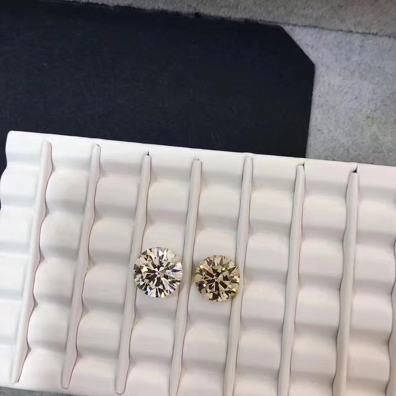 新技能get——如何挑选一颗钻石
