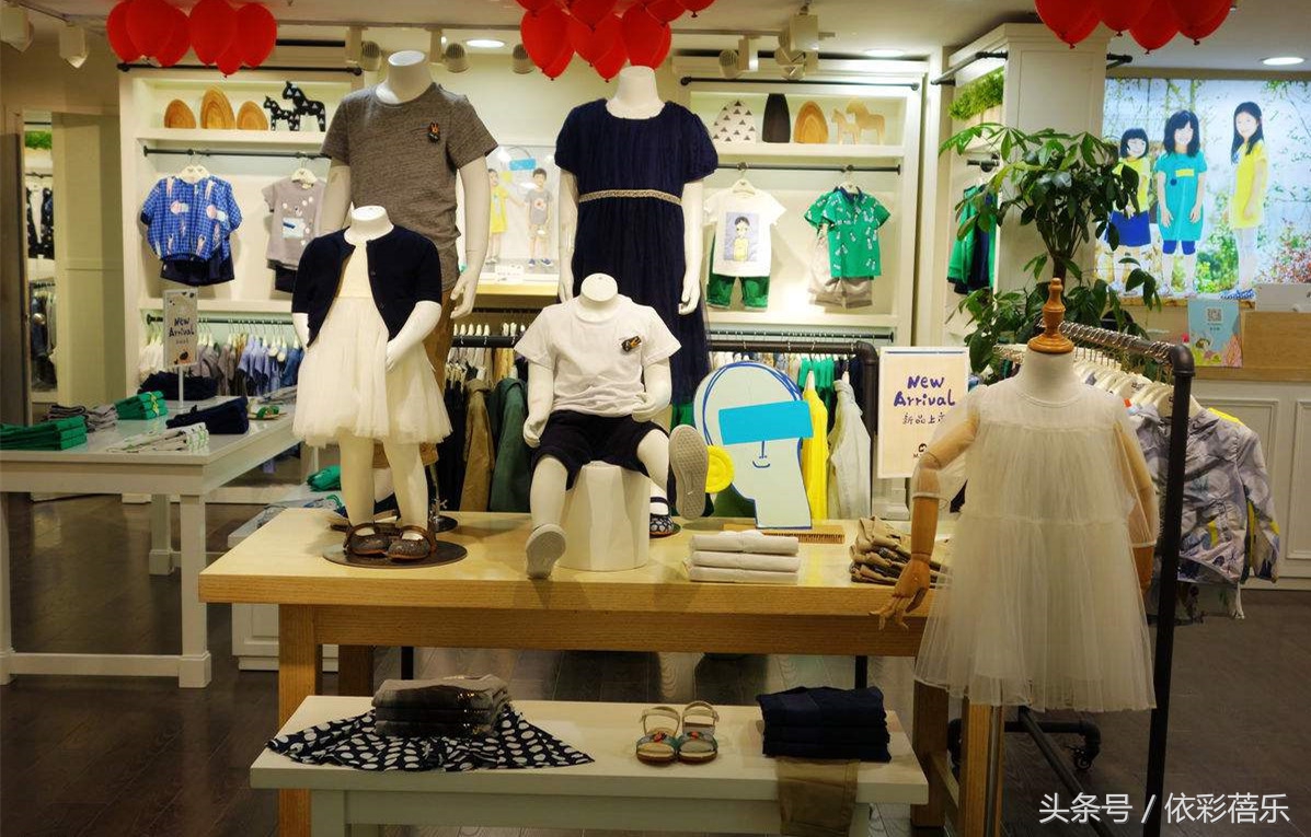 十年服裝運營經(jīng)驗 教你開設(shè)童裝加盟店的正確姿勢