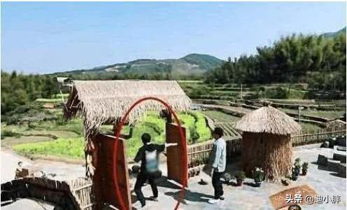 《向往》唯一一次在饭桌打码不是因为没赞助，原来是未成年不能看