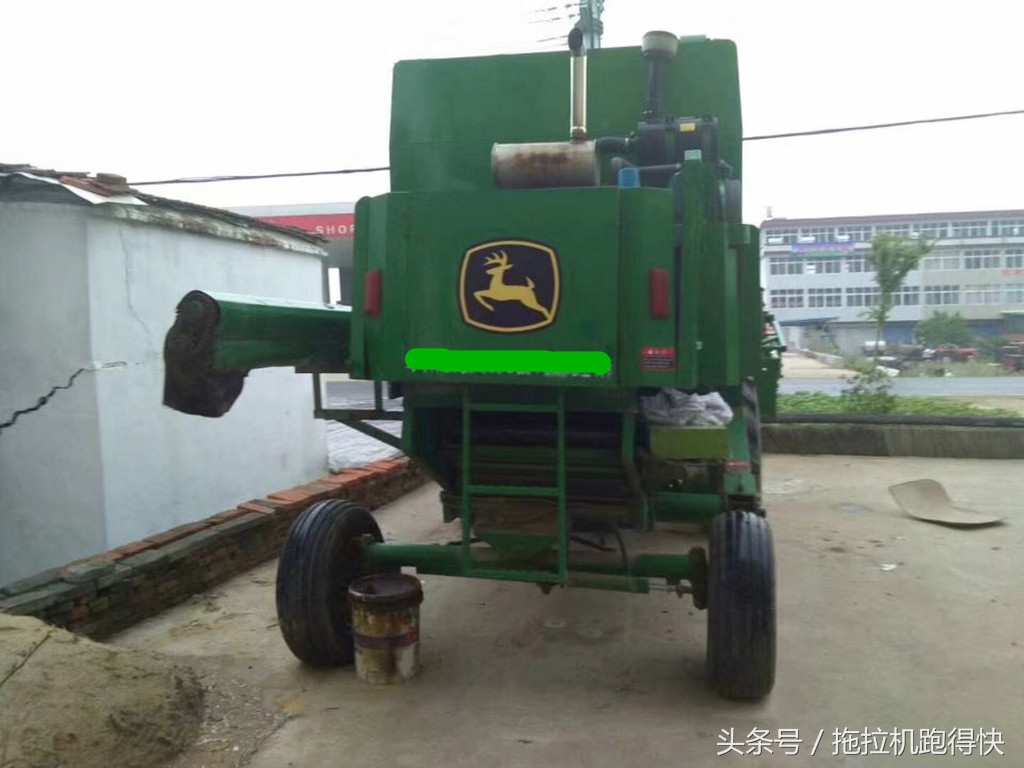 2010年的約翰迪爾3080收割機(jī)，現(xiàn)在還是收麥子的好機(jī)器