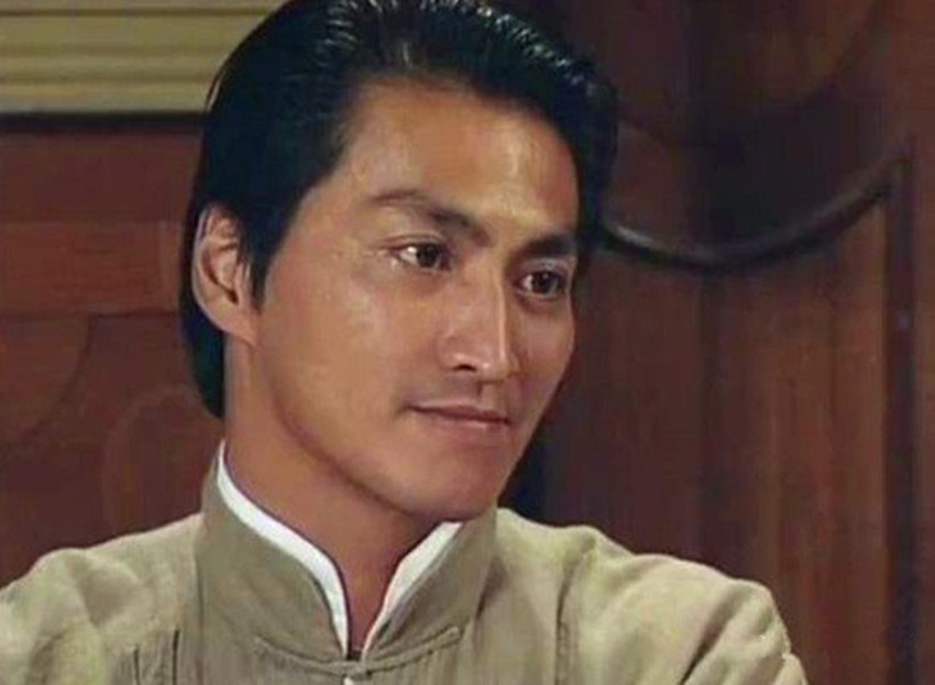 电视剧《马永贞之争霸上海滩》,那时候的何家劲,简直帅到逆天!