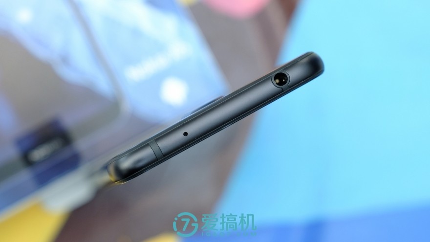 诺基亚X6上手体验：千元最值刘海屏，诚意满满！