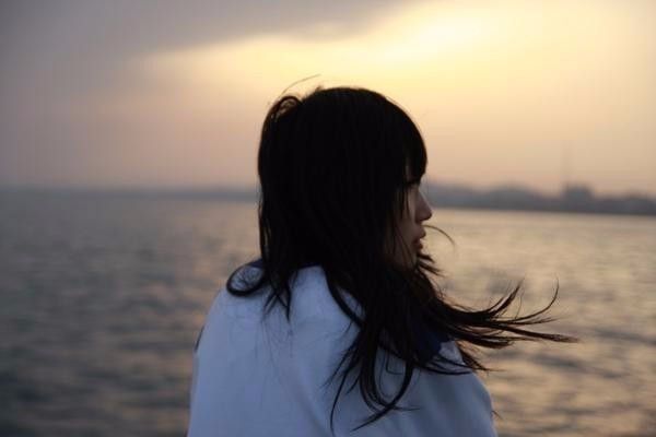 心里有说不出来的心酸和无奈的句子  一秒泪崩的句子图片