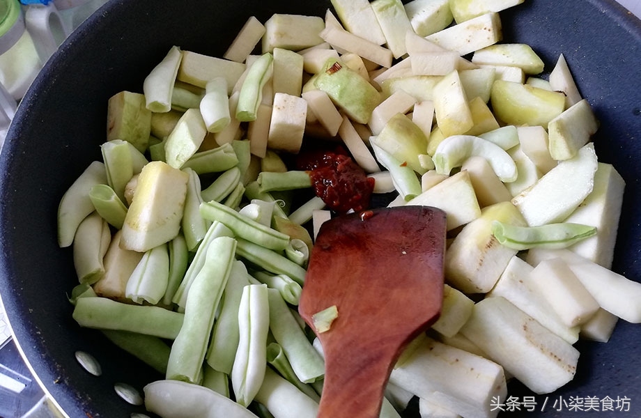 图片[7]-【茄子炖豆角】做法步骤图 做法简单最健康 我家每周做两回-起舞食谱网