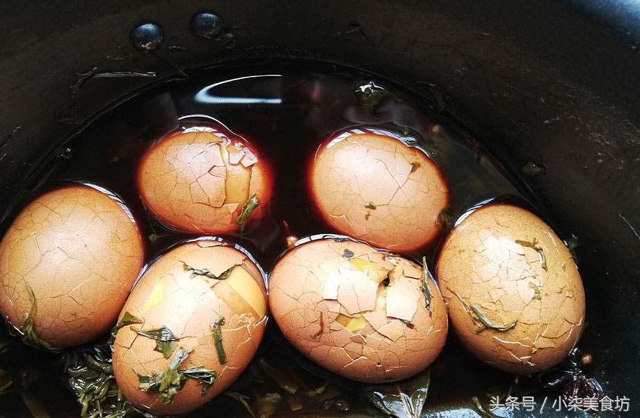 图片[12]-端午节煮鸡蛋不沾皮的秘诀 只需加上这一步 鸡蛋香嫩可口又好剥-起舞食谱网
