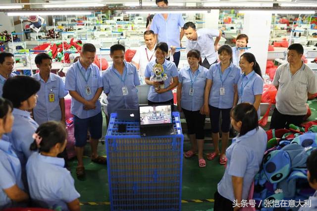 足球队服的狮子是什么(14个世界杯吉祥物：2个被骂有伤风化，漏肚脐不穿裤子！韩日最丑)