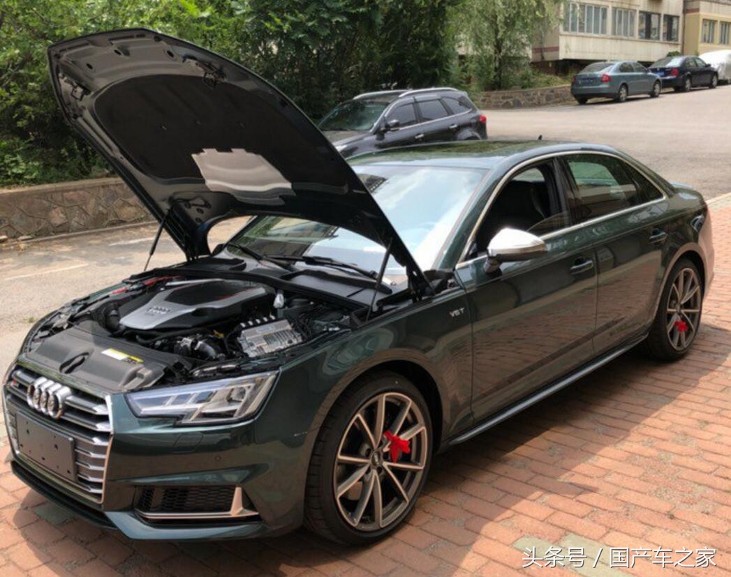 喜提奥迪S4，3.0V6 8AT落地式50W，哥特式兰翠绿色车体非常少见吸睛率极高