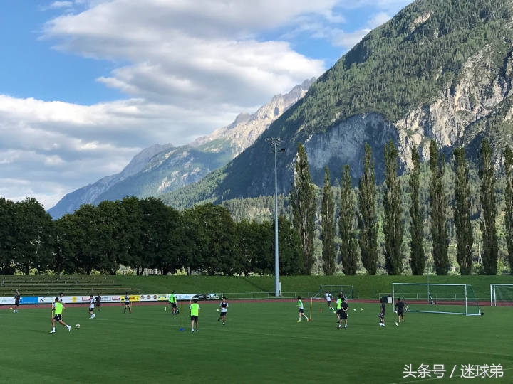 中超球队为什么去欧洲夏训(权健队在风景如画的奥地利夏训)