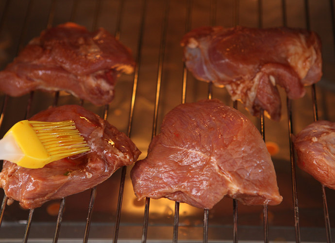 图片[6]-叉烧肉的做法步骤图 这才是正宗的广东叉烧肉-起舞食谱网