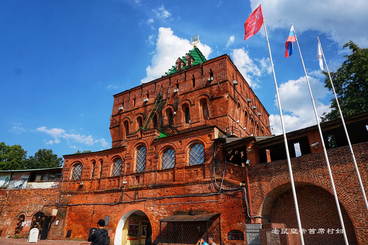 操作很迷！巨无霸国第三大城市人口仅300万，文