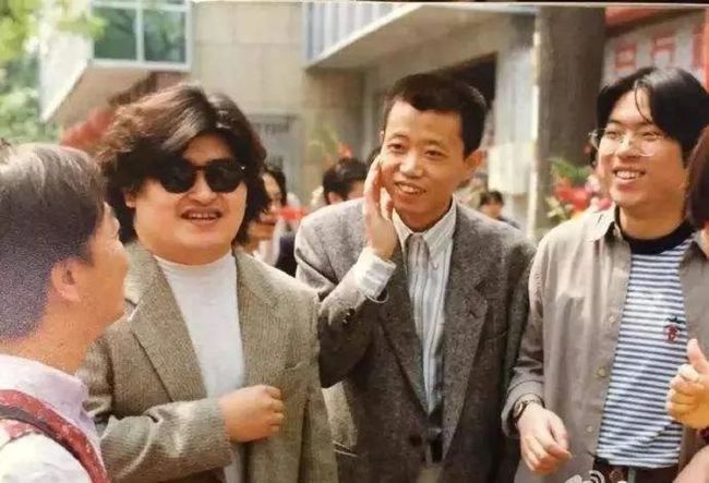 “京圈油子”矮大緊的娛圈翻車記