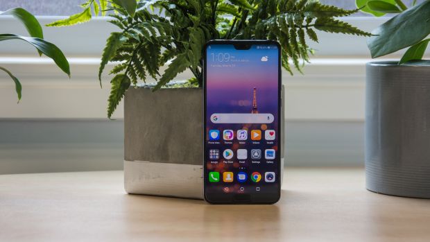 英媒权威性测评：全能型100分的三摄怪物华为公司P20 Pro