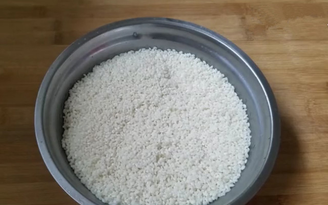 圖片[2]-在家自制糯米切糕 只需兩種簡單食材 香甜軟糯 怎么吃都不夠！-起舞食譜網