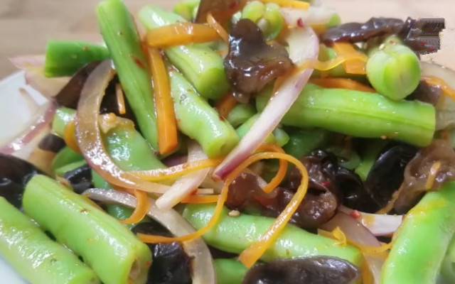圖片[1]-涼拌豆角做法 簡單快手涼拌菜 酸爽可口 開胃又下飯-起舞食譜網(wǎng)