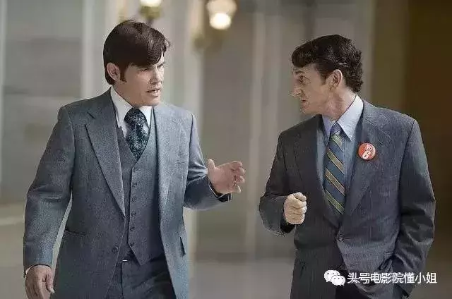 又有观众爽到了!牛片《边境杀手》再出续集 “灭霸”端枪突突突