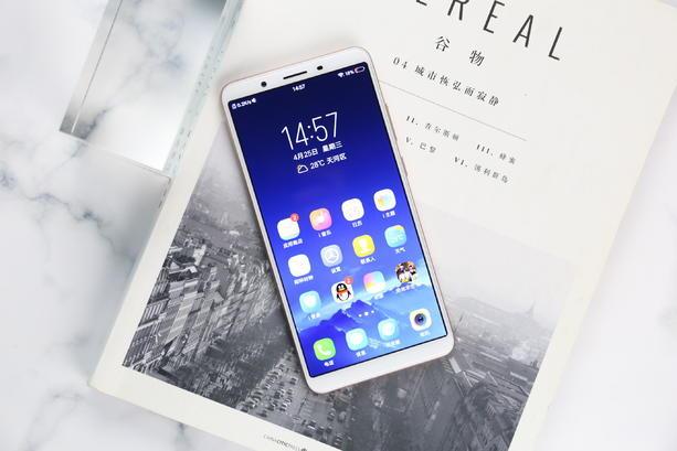 媲美千元手机质量的百元机 VIVO Y71