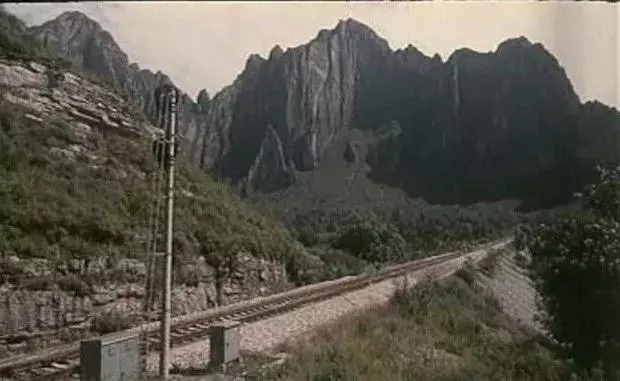 被埋没的国产电影,仅300多人评论,却拍出了最干净的中国人