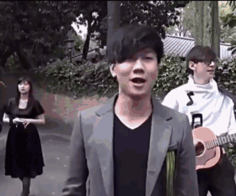 Ever was cold-shouldered to do not have a room to do not have accident of award of music of car, gold to brush a shoulder by first love, 