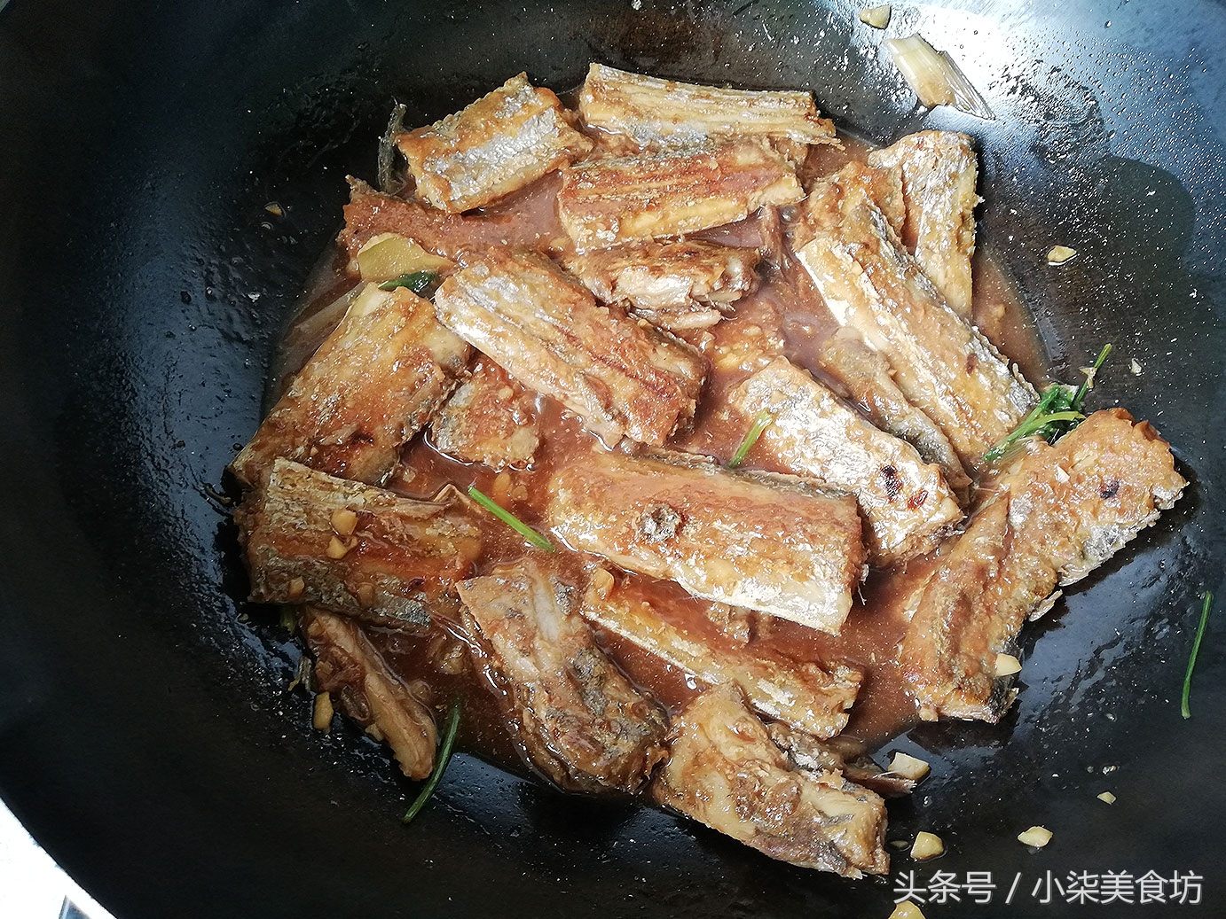 图片[11]-带鱼用这个方法做 不用油炸 容易脱刺 鱼肉更鲜美 特别解馋-起舞食谱网