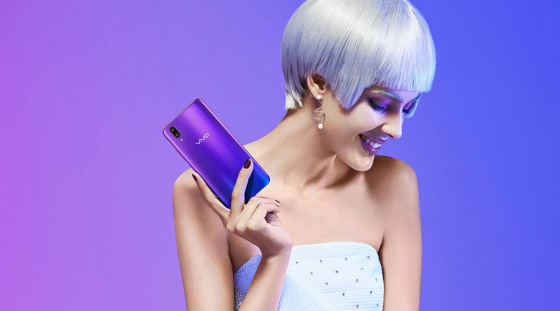全新升级vivo蓝紫渐变色旗舰级要开售，长相默秒全，买不买？