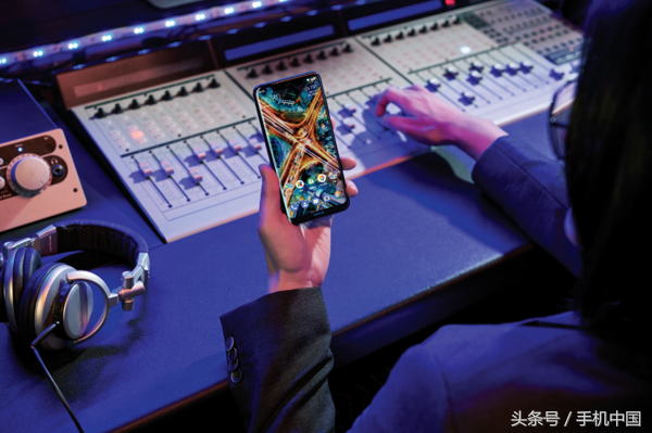 Nokia X5宣布公布！1000元显卡跑分王/999元起