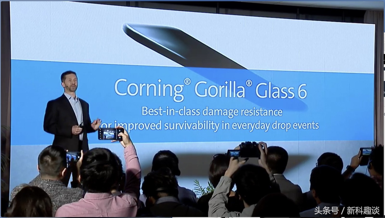 可承担15次坠落的新夹层玻璃手机屏，康宁玻璃黑猩猩6公布