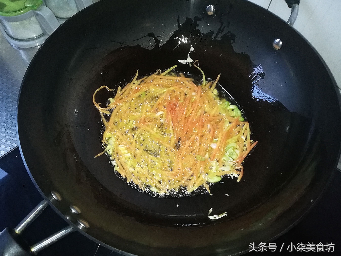 图片[5]-教你“黄金炒饼”的家常做法 一看就有食欲 比大鱼大肉都香！-起舞食谱网