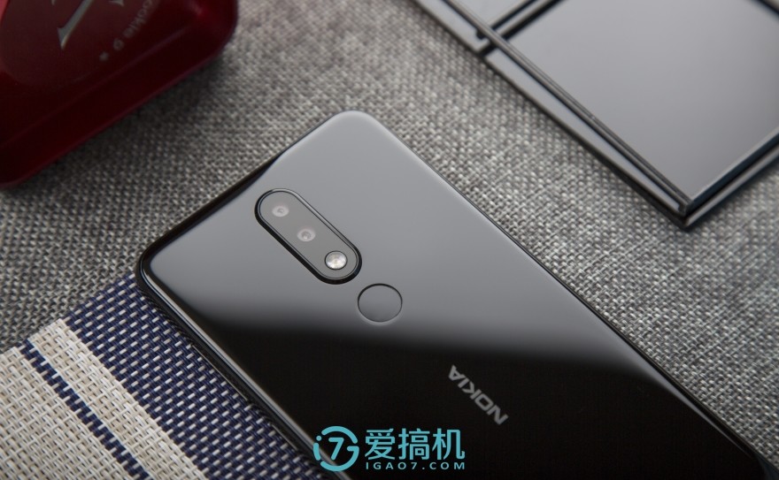 Nokia1000元性价比高神机！Nokia X5先发入门感受