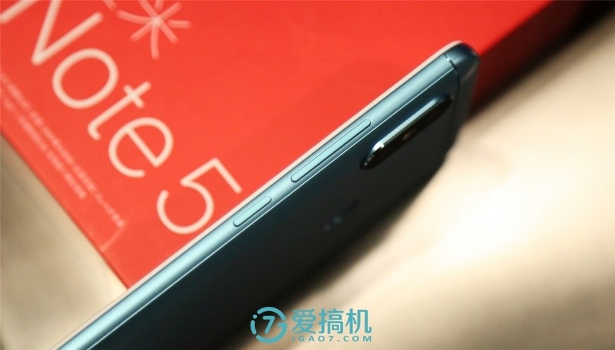 千元手机皇红米noteNote 5 6 128GB公布，加量不抬价