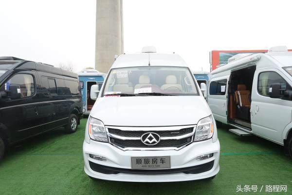 顺旅S860 B型房车 多功能娱乐不在话下 更适合短途出行 售39.8万