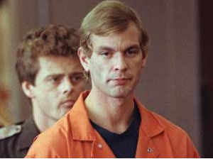 大案要案侦破纪实：烹尸恶魔被判死刑，全球最残忍变态杀人狂盘点