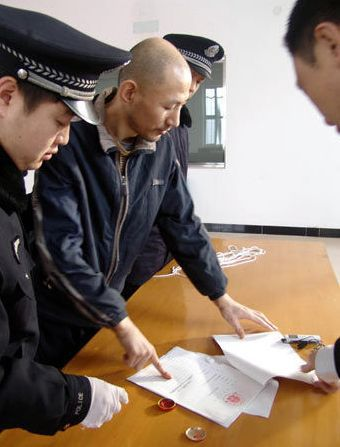 大案要案侦破纪实：烹尸恶魔被判死刑，全球最残忍变态杀人狂盘点