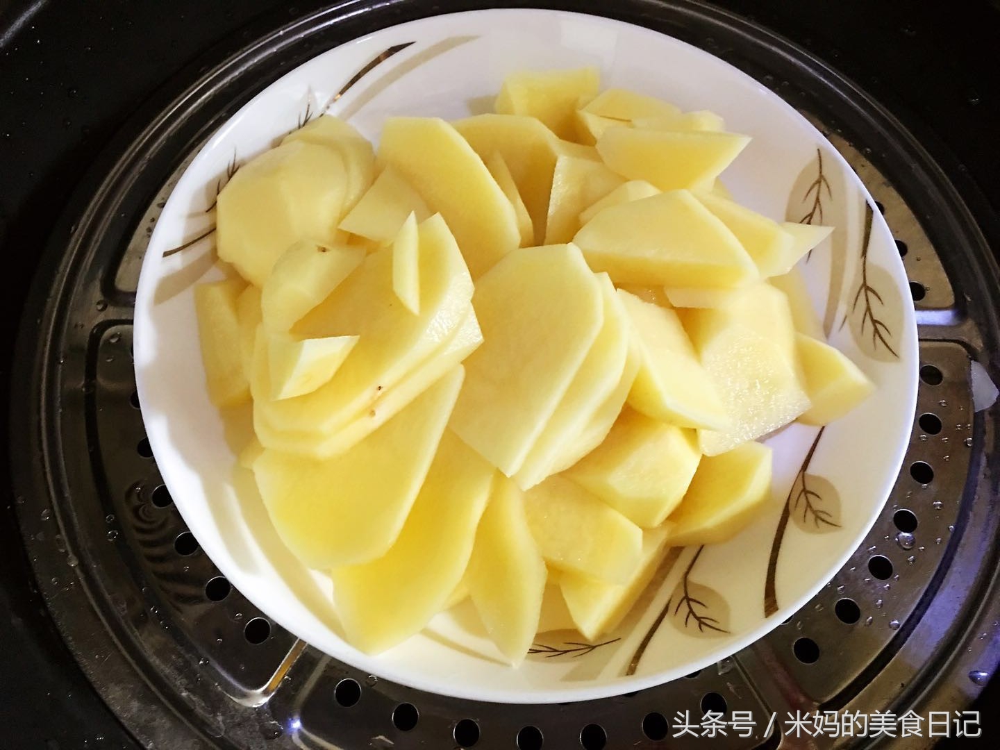 圖片[4]-奶香土豆餅做法步驟圖 健康美味營養(yǎng)翻倍-起舞食譜網(wǎng)